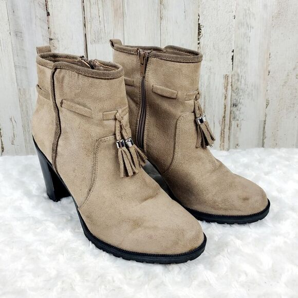 Jaclyn Smith Rubi Chunky Ankle Boots Taupe Size 9 - Picture 1 of 10